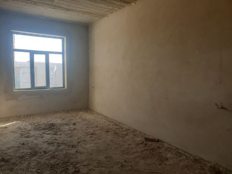 Хива ш.Космада Селикат завод ёни Жасмин маркет 200 м2 уй сотилади