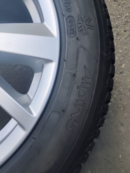 215/55/17" 4бр Michelin alpin 5,dot3023,7mm