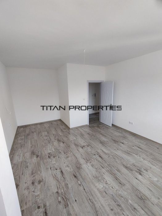 Продава се Двустаен апартамент в Бургас, Долно Езерово - 75 кв.м за 2027 €/кв.м - Снимка #5