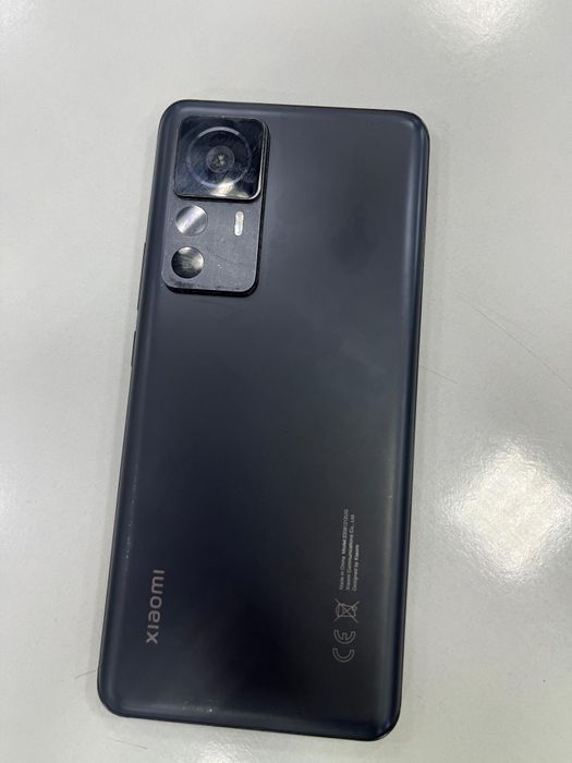 Продам Xiaomi 12t pro 256г