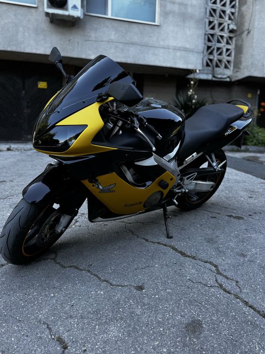 Honda CBR F4i 600