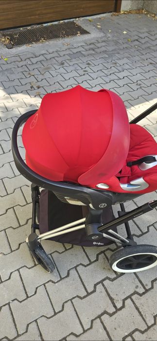 Cybex Priam , Cybex aton q
