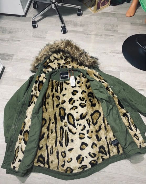 Geaca dama SuperDry , M