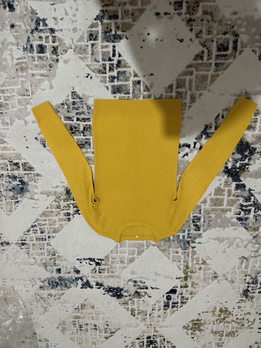 Распродажа платьев на тои