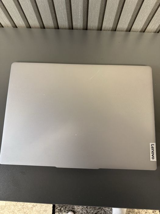Vand laptop Lenovo IdeaPad Pro 5 16IRH8 defect