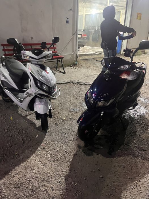 Скутер, мопед в аренду.