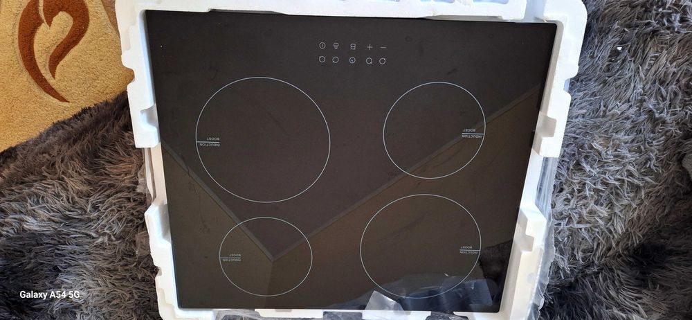 Plita inducție nouă ,preț 1000 ron