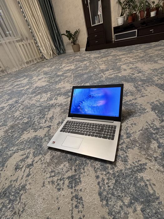 Продам ноутбук леново