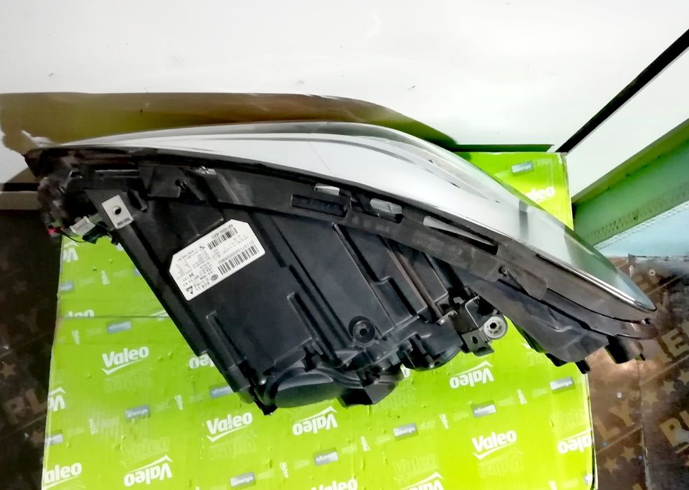 Фар Фарове за БМВ 5ГТ Ф07 / BMW 5GT F07  Adaptive LED LCI.