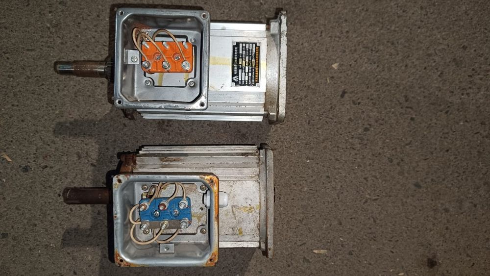 двигатель на строительную люльку