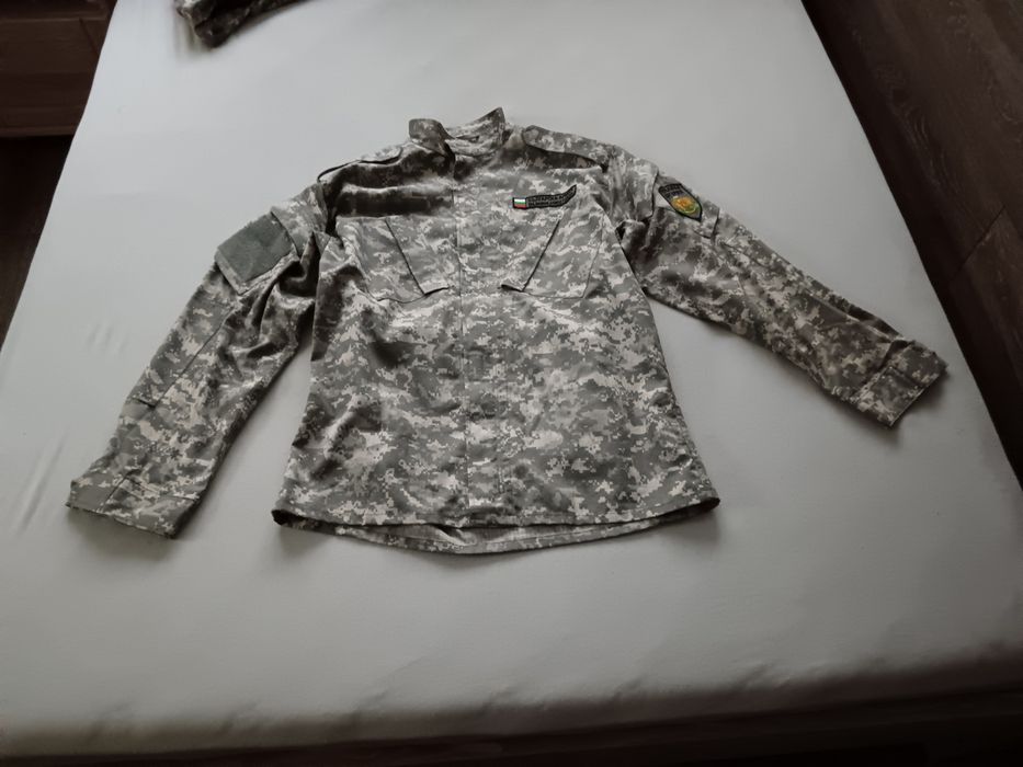 Камуфлажни дрехи !!!