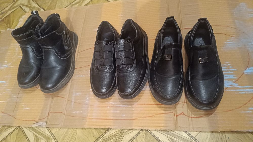 Продам детский обувь