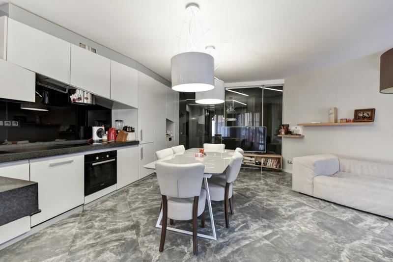 Продава се Тристаен апартамент в София, Яворов - 110 кв.м за 1419 €/кв.м - Снимка #10