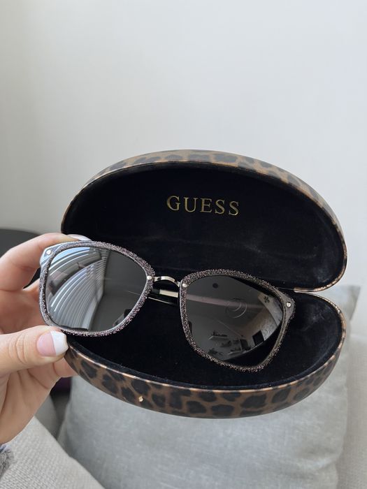 Слънчеви очила GUESS