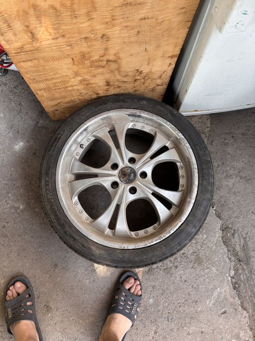 Продам диски 225/40 R18