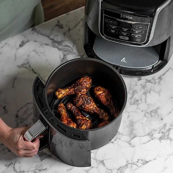 Фритюрник с горещ въздух Ninja Air Fryer Max 5.2L (AF160EU)