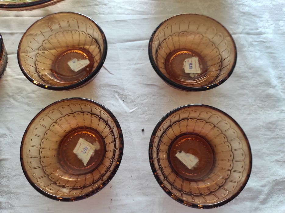 Стъклен сервиз за плодове и десерти