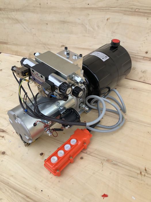 Pompa hidraulica ridicare lama zapada , pompa 24 volti sararita