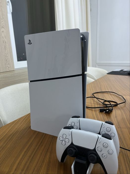 PlayStation 5 SLIM