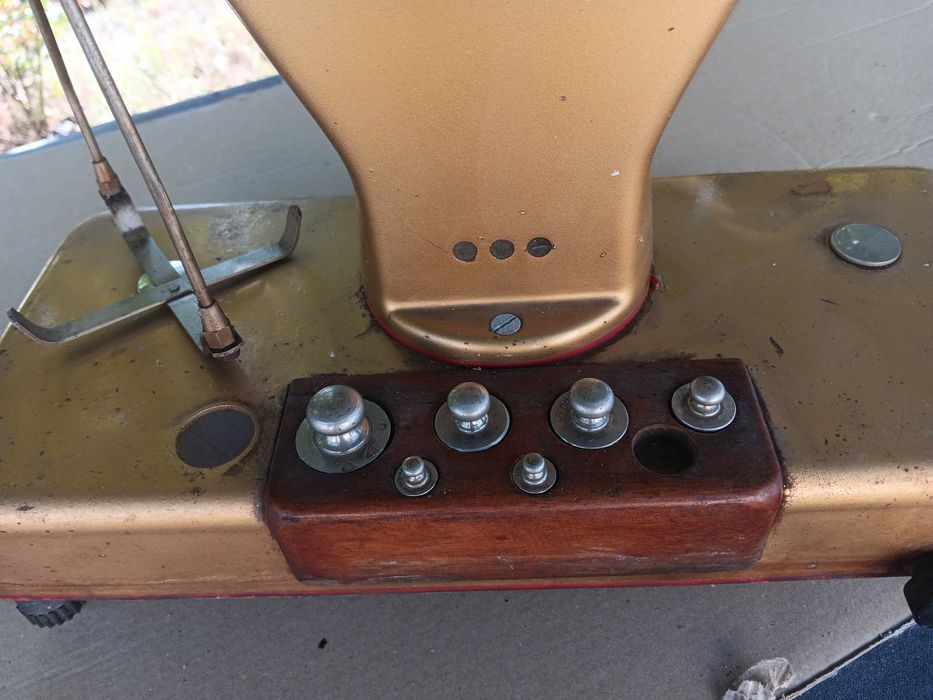 Везни  и кантари - 2 броя