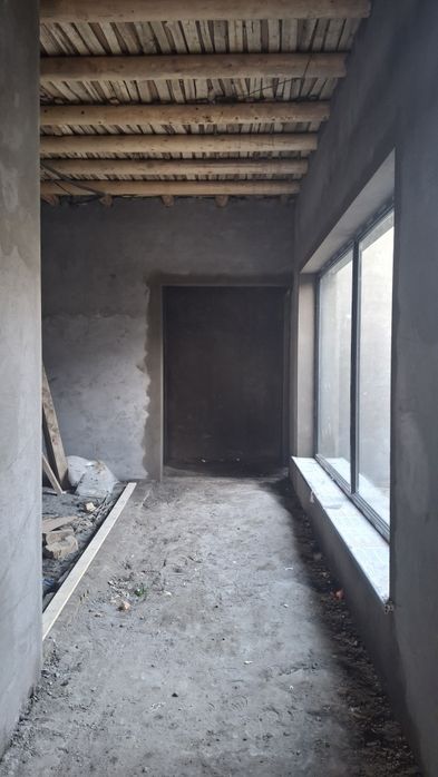 Хасанбой Абдурахмонда срочни 4 сотихли ховли сотилади