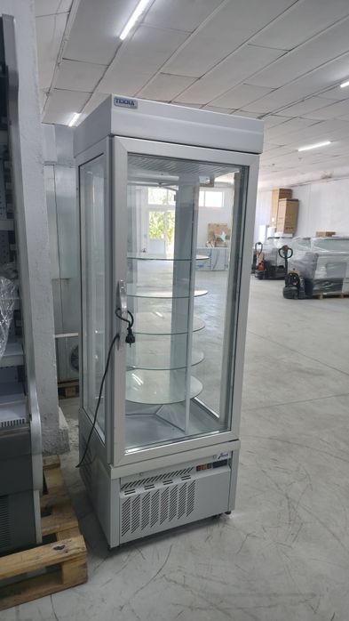 Витрина за Торти, пасти и други