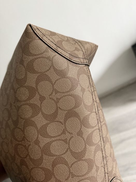 Пррдам сумку coach