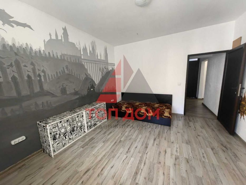 Дава се под наем Четиристаен апартамент в Варна, Спортна зала - 100 кв.м за 800 € - Снимка #1