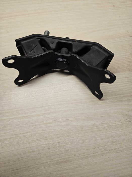 Тампон 41022AG100 ZPSSB006 Subaru двигател