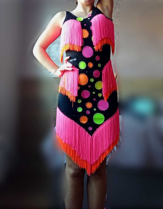 Рокля за спортни танци