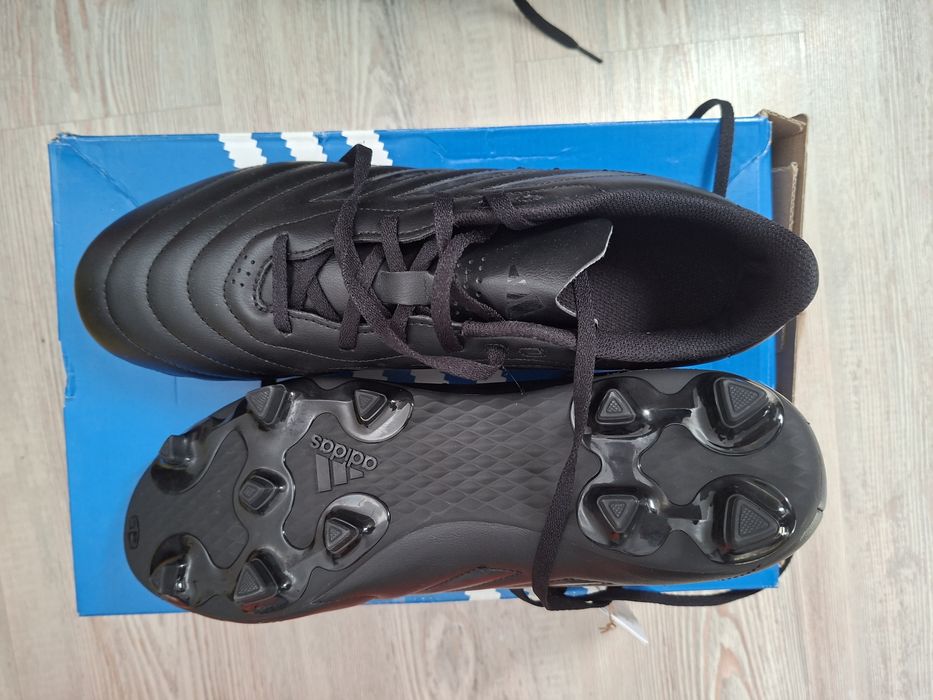 Ghete  de fotbal adidas Copa