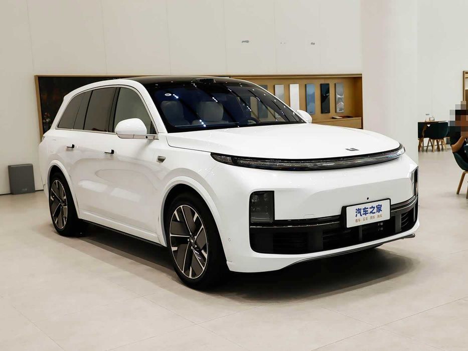 Li Auto (Lixiang) L8   naqt va xalol nasiya