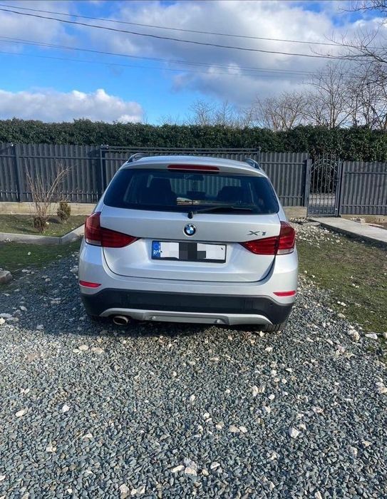 BMW X1 2013 — imagine 8