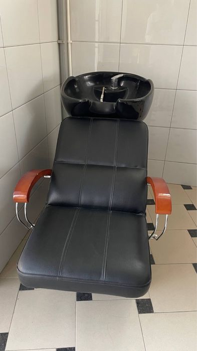 Продам кресло для салона