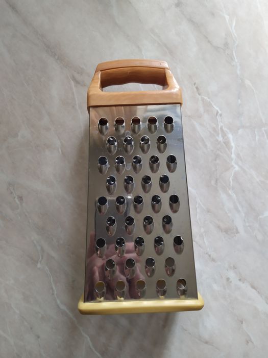 Держатель для бумажных полотенец, тёрка