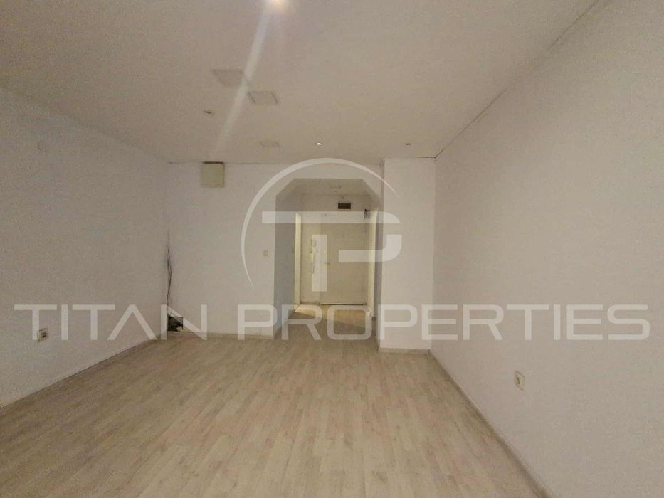 Тристаен за продажба в ж.к Манастирски ливади - запад