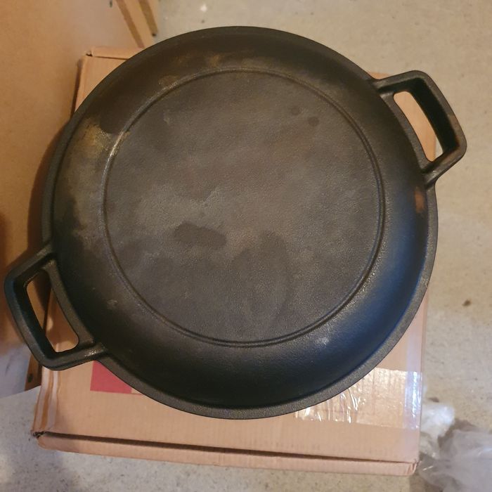 Ceaun din fonta cu capac 2in1, Uno Casa, oala 4.7l, tigaie 1.5l