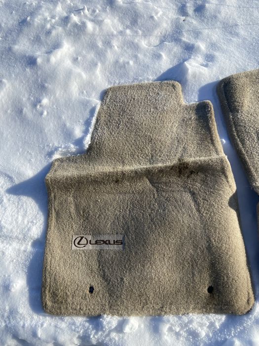 Продам коврики оригинал