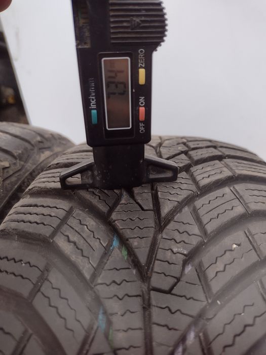 Топ състояние 195/60/15. 185/60/15