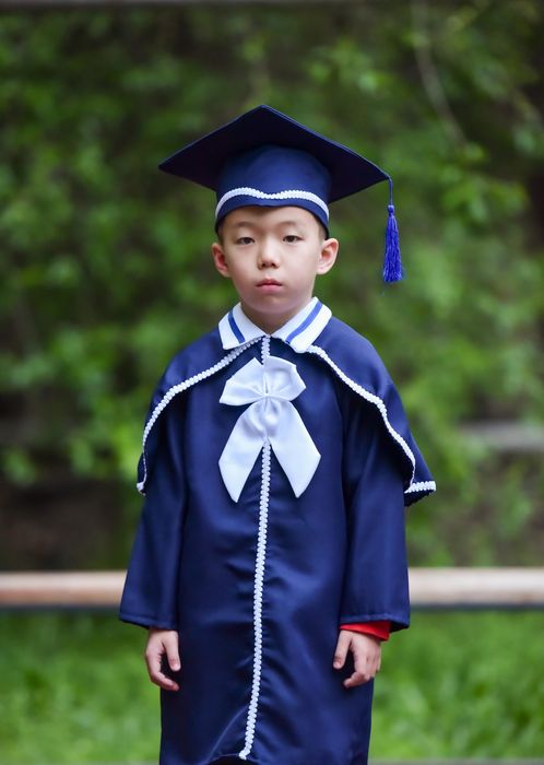 Прокат детских мантии