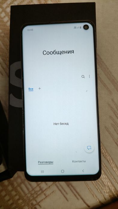 Продам смартфон Самсунг S10