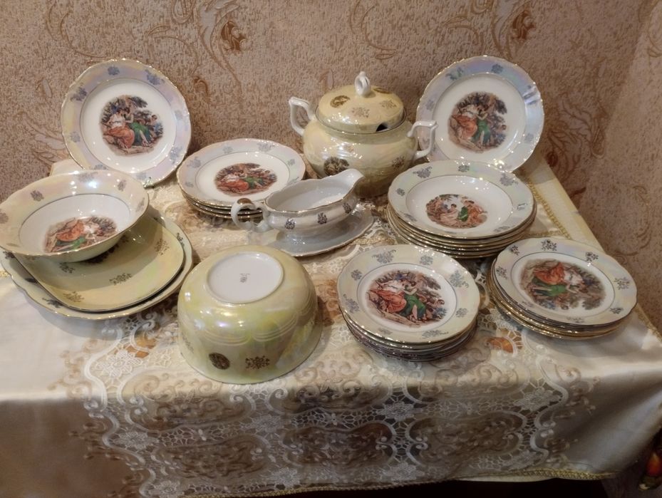 Столовый новый сервиз