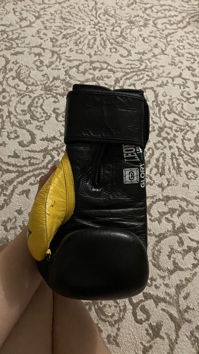 перчатки GLORY