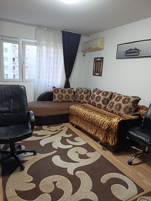 Închiriez apartament cu două camere