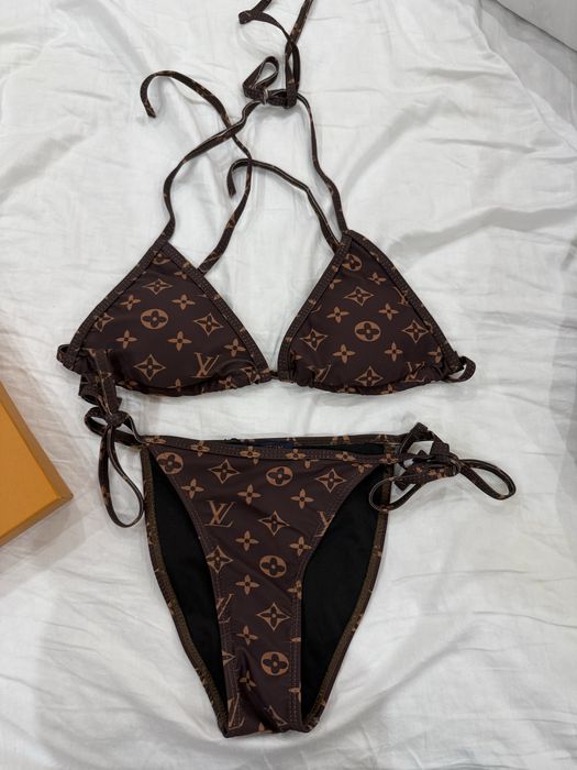 Дамски бански луи