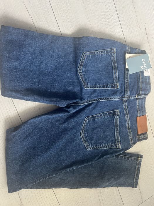 Дънки на Манго нови !!!