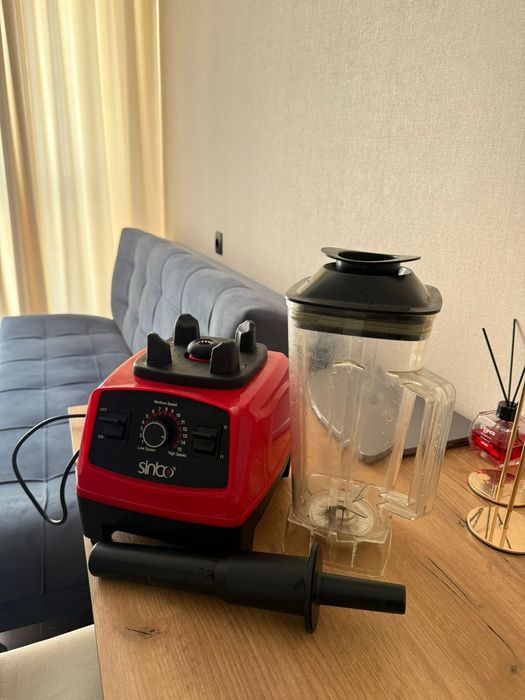 Стационарный блендер.