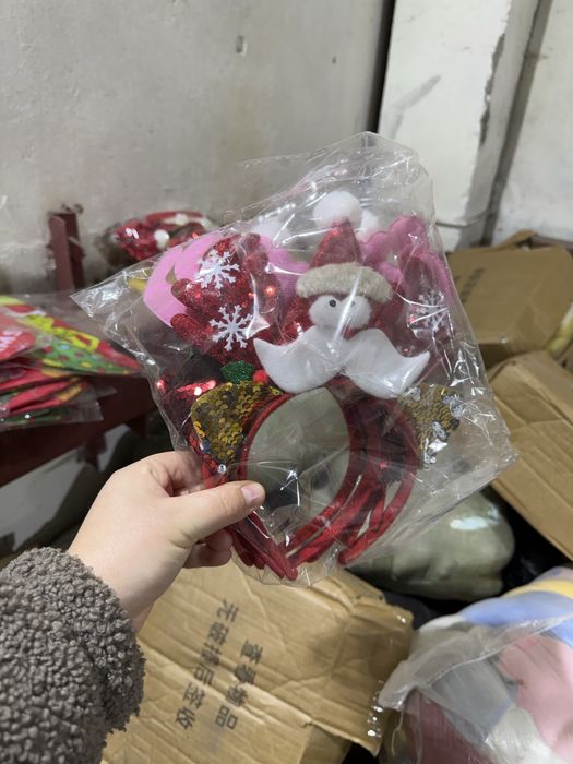 Продам елки, новогодний декор, венки