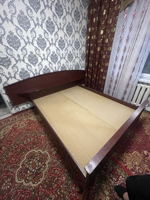 Mebel spalni kravat