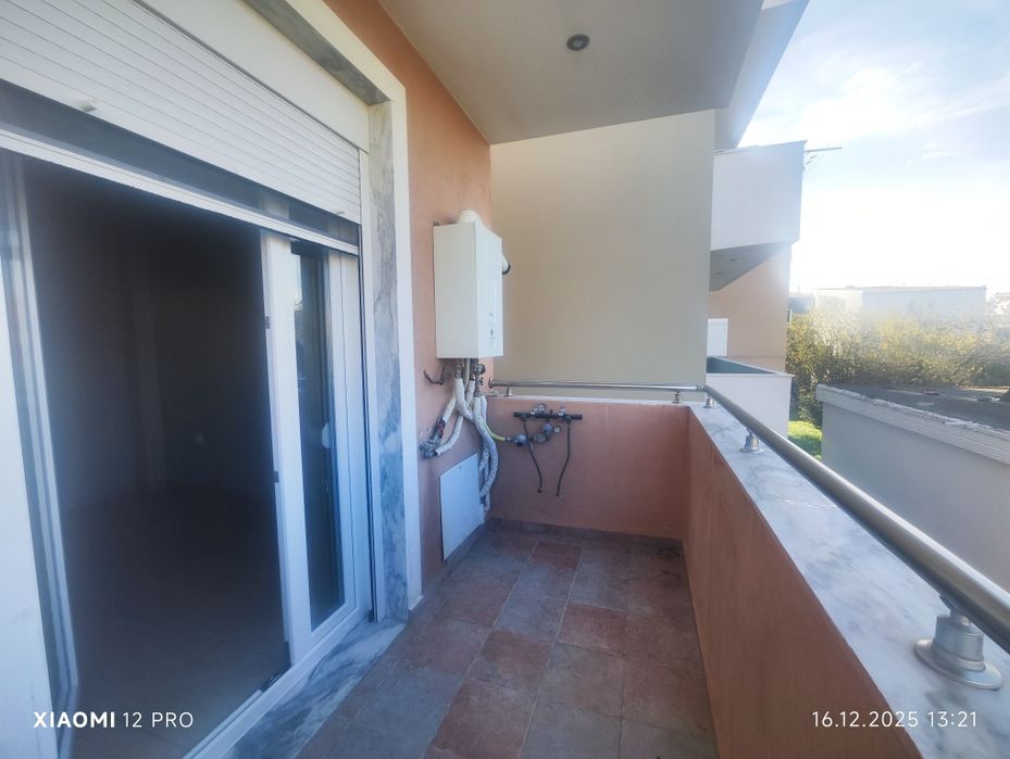 ПРОДАВА Апартамент на първи етаж ,над партер, в Паралия Офринио